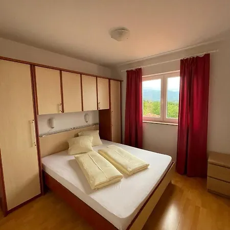 Apartments Nikolina Novi Vinodolski Exterior photo